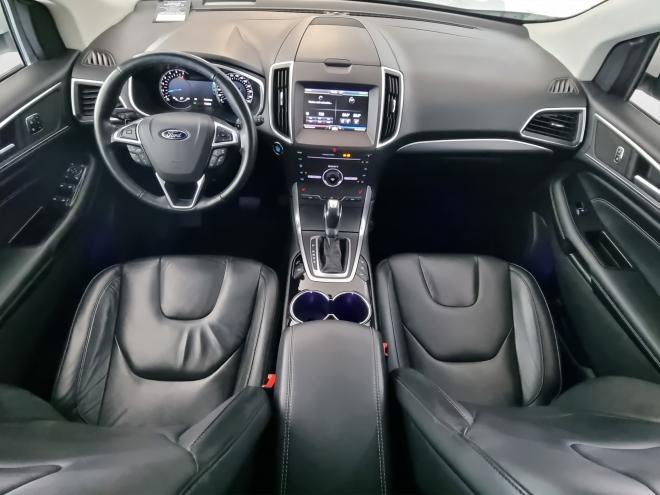 Car gallery image