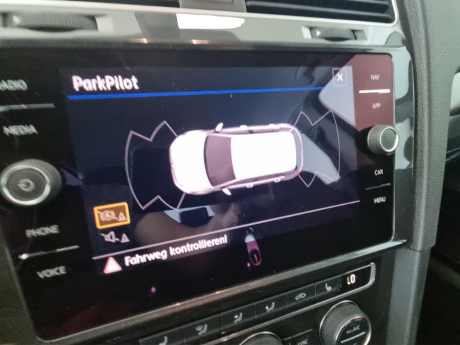 Car gallery image