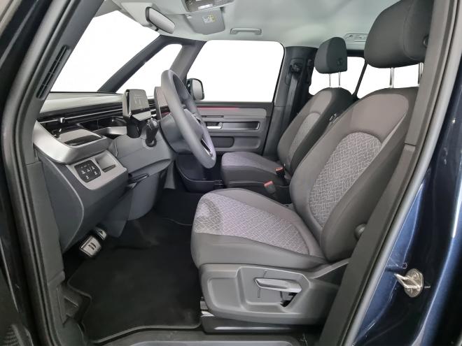 Car gallery image