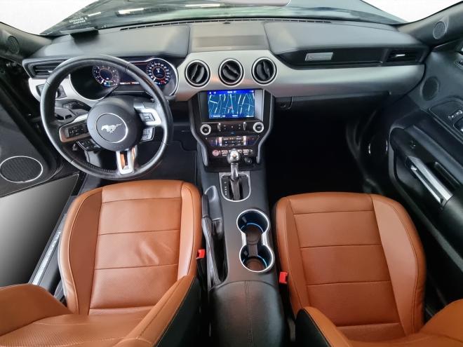 Car gallery image
