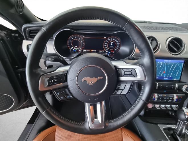 Car gallery image