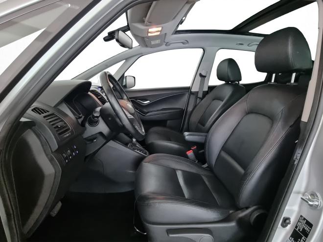 Car gallery image