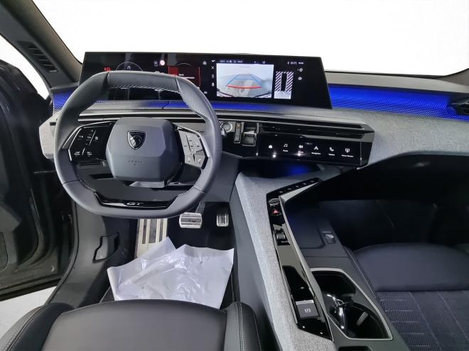 Car gallery image