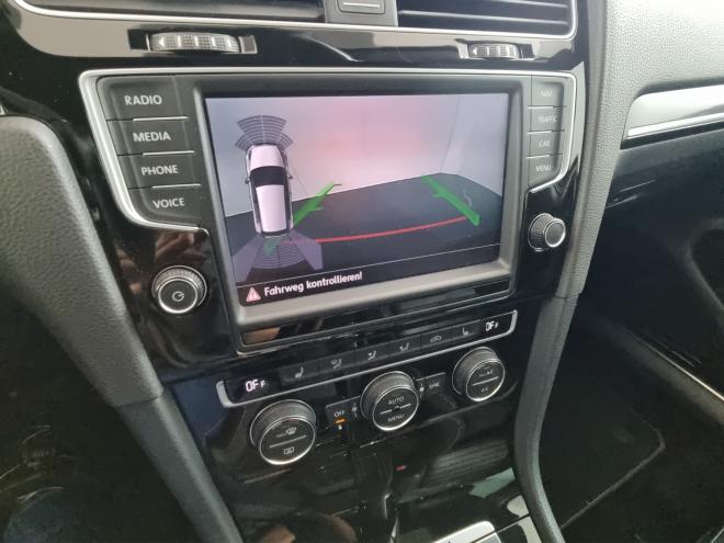 Car gallery image