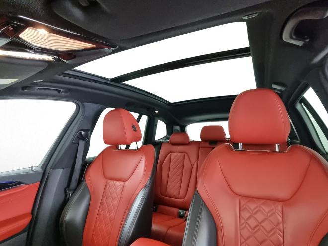Car gallery image