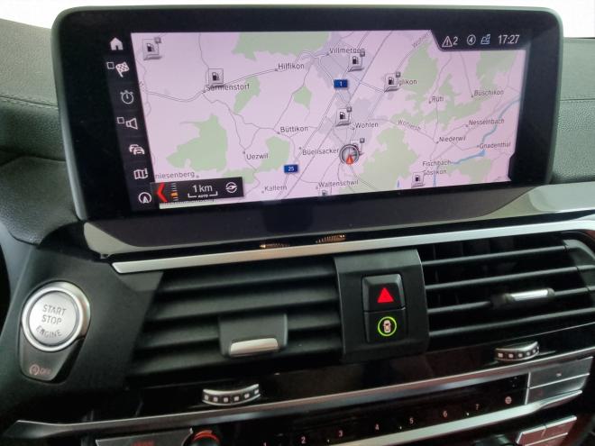Car gallery image