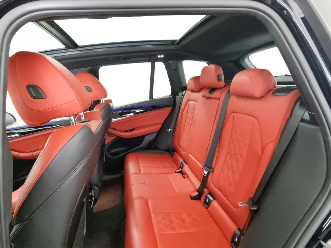 Car gallery image