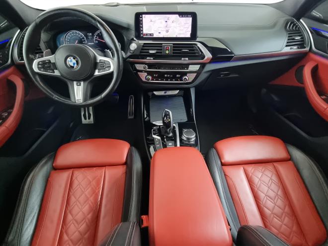 Car gallery image