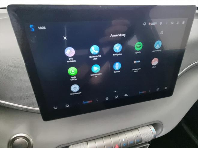 Car gallery image