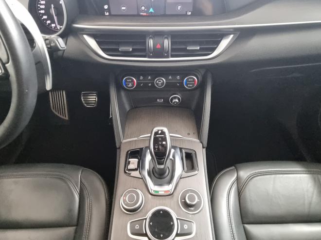 Car gallery image