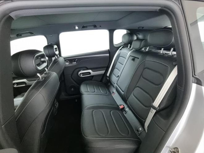 Car gallery image