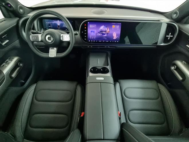 Car gallery image