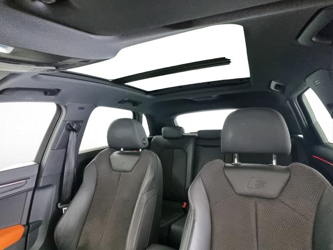 Car gallery image