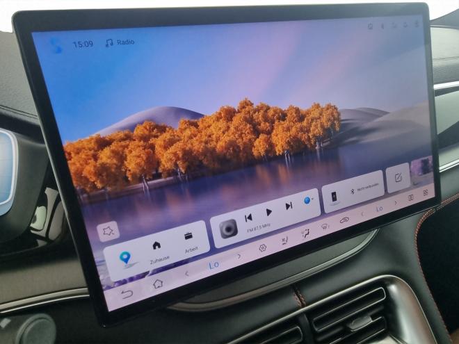 Car gallery image