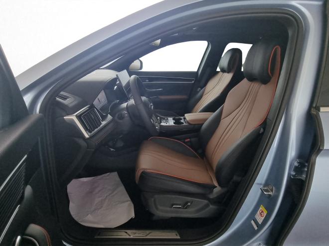 Car gallery image