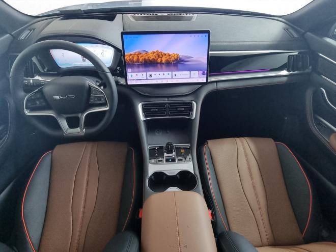 Car gallery image