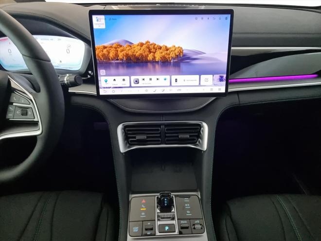 Car gallery image