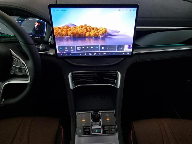 Car gallery image