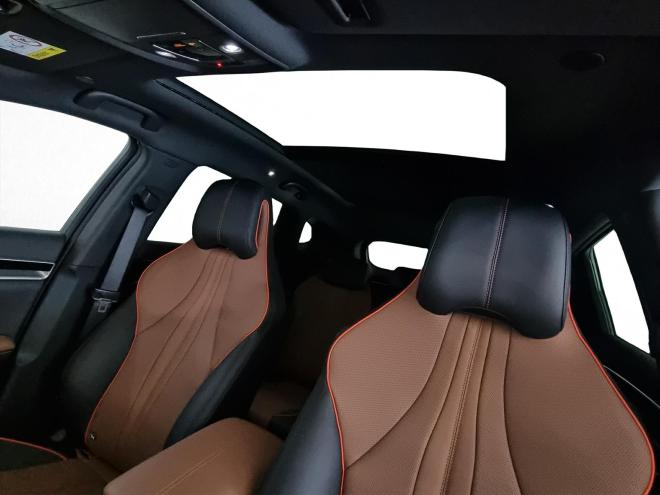 Car gallery image