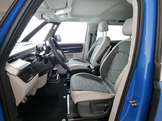 Car gallery image