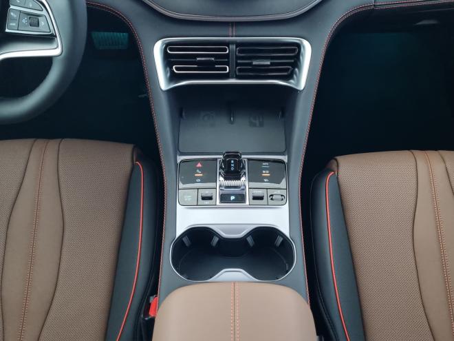 Car gallery image