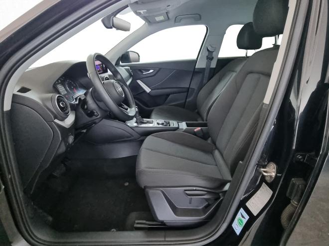Car gallery image