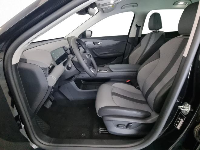 Car gallery image