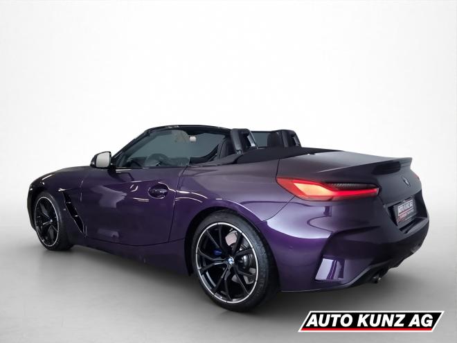 Car gallery image
