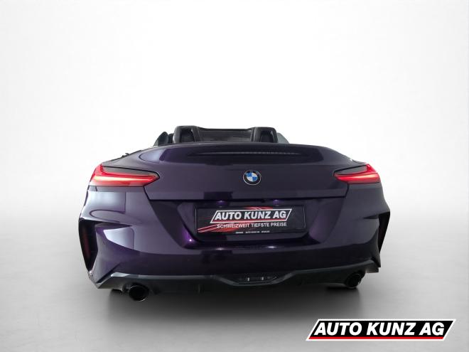 Car gallery image