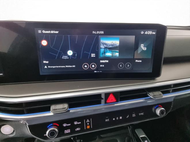 Car gallery image
