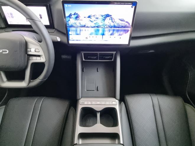 Car gallery image