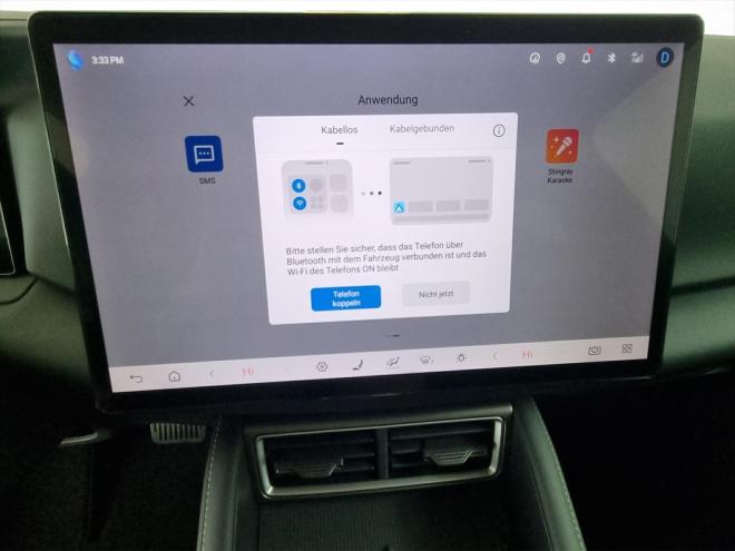 Car gallery image