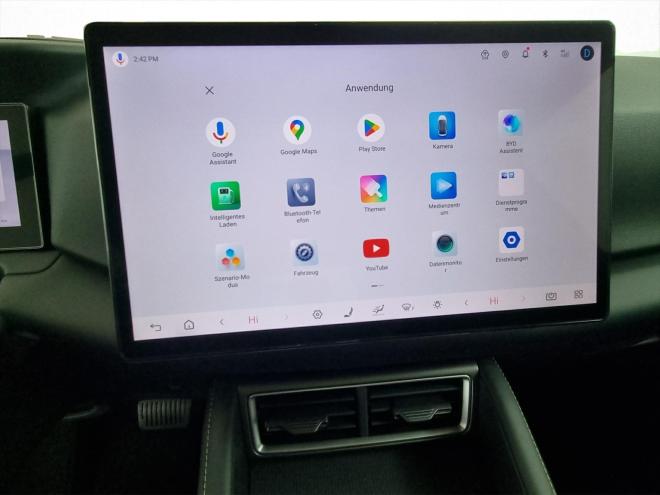 Car gallery image