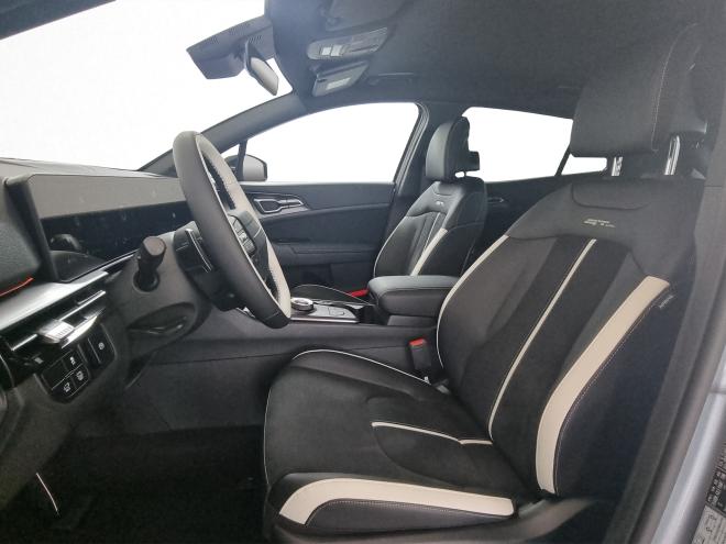 Car gallery image