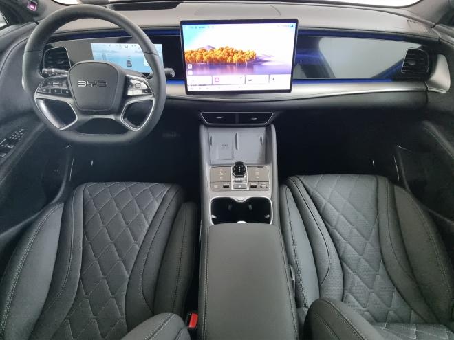 Car gallery image