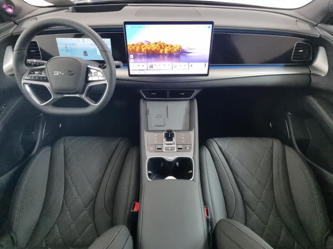 Car gallery image