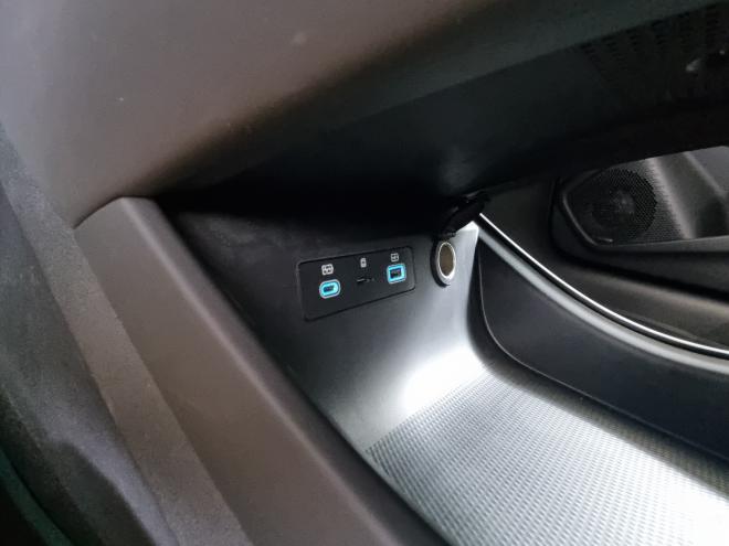Car gallery image