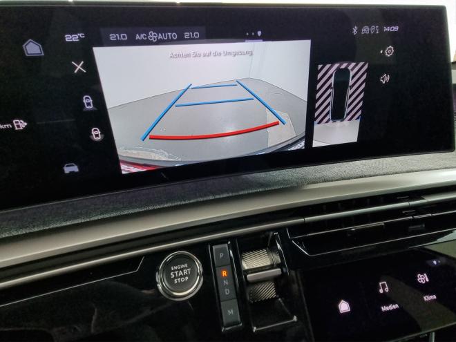 Car gallery image
