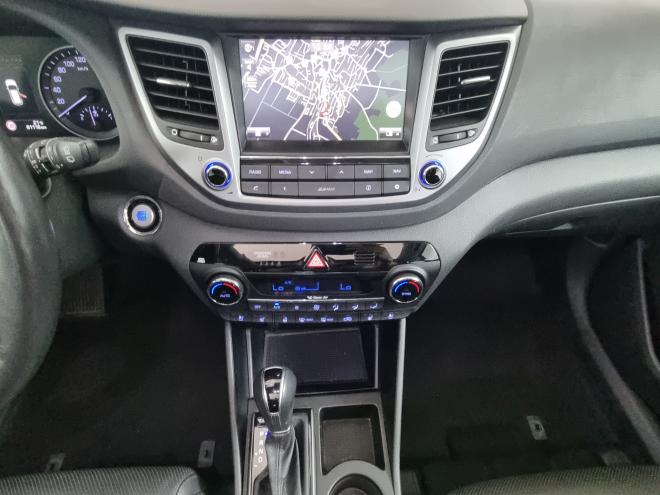 Car gallery image