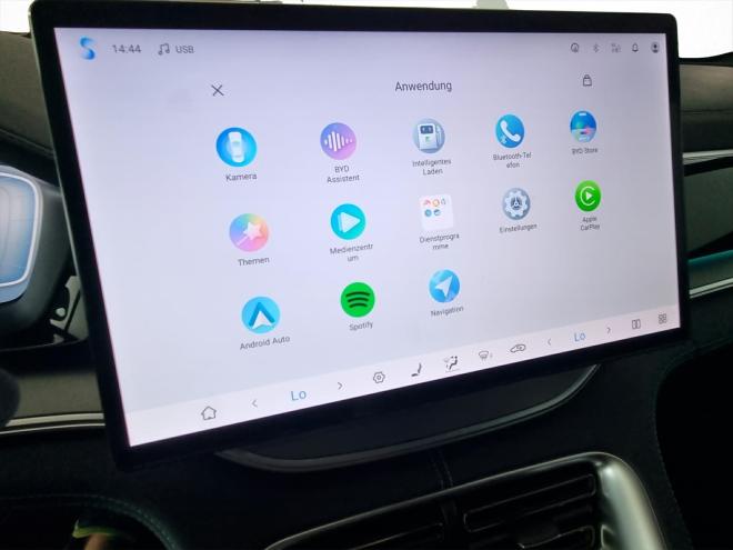 Car gallery image
