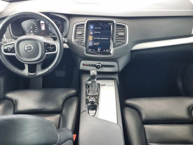 Car gallery image