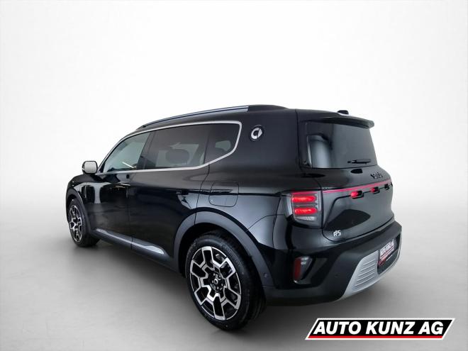 Car gallery image