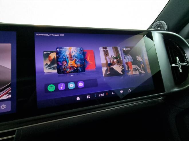 Car gallery image