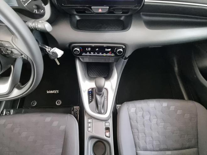 Car gallery image