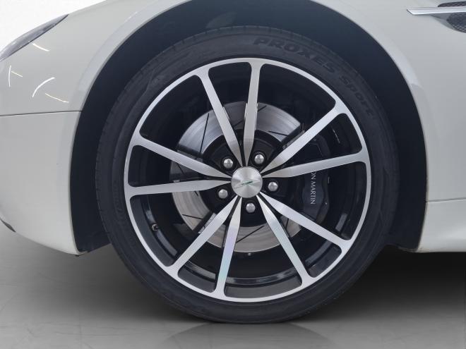 Car gallery image