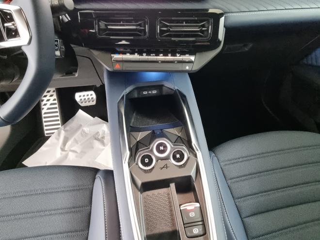 Car gallery image