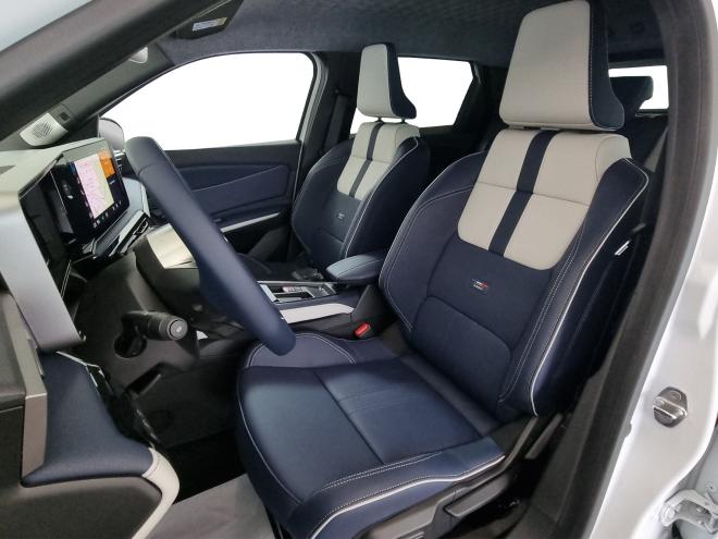 Car gallery image