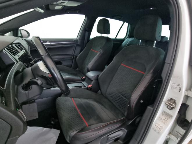 Car gallery image