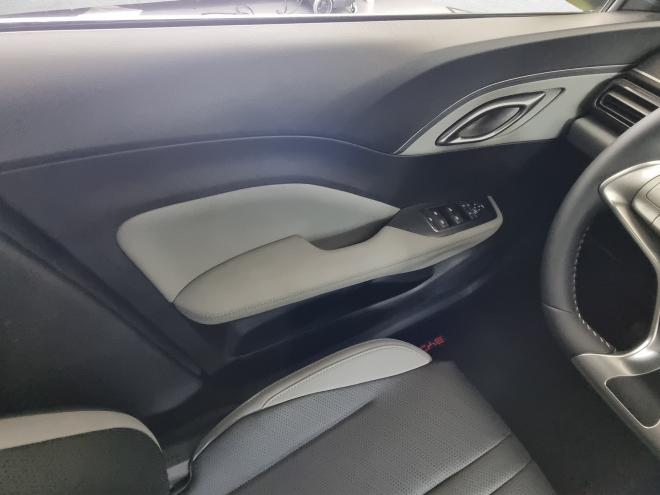 Car gallery image
