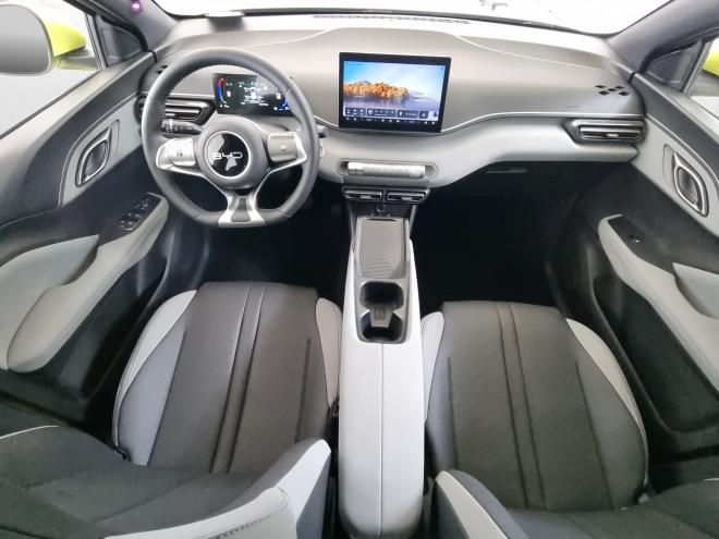 Car gallery image